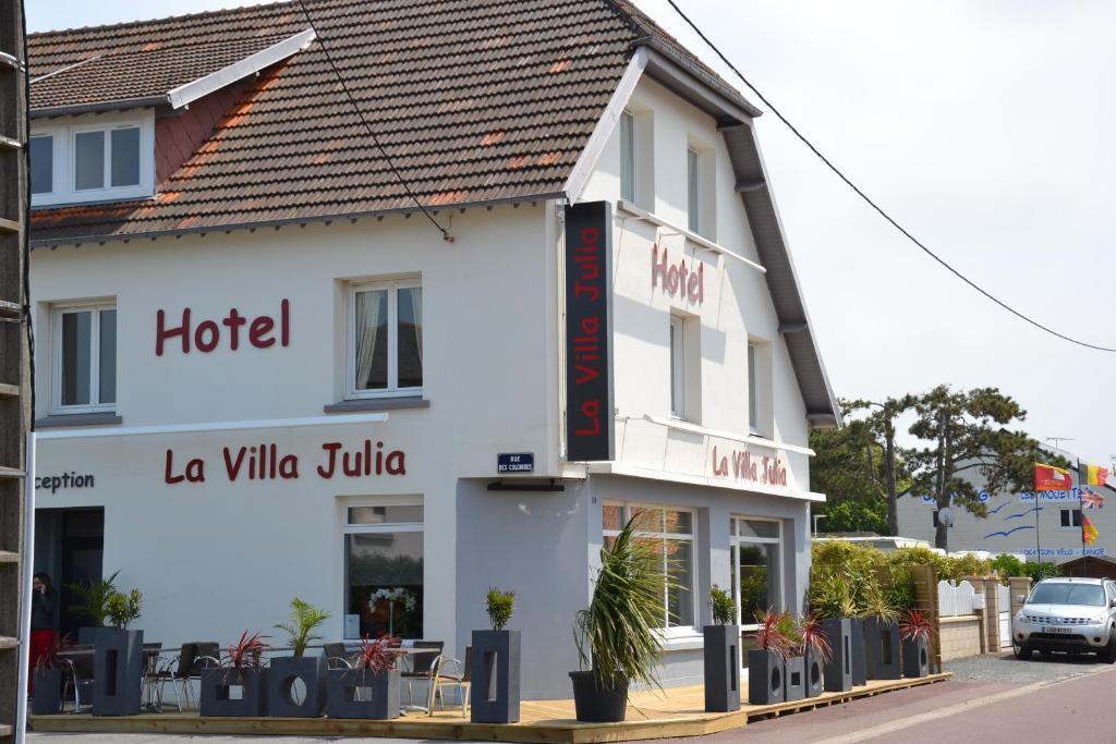 Hotel La Villa Julia Agon-Coutainville Exterior photo